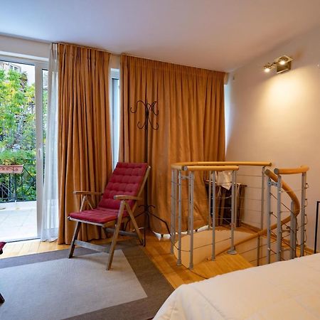 Acropolis Metro St.3 Bedrοοms 6 Persons Maisonette เอเธนส์ ภายนอก รูปภาพ