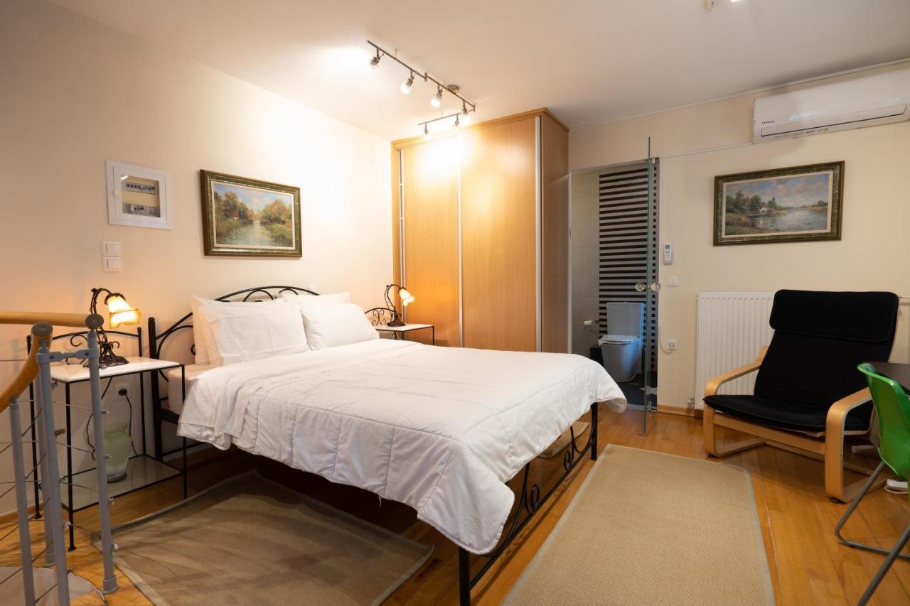 Acropolis Metro St.3 Bedrοοms 6 Persons Maisonette เอเธนส์ ภายนอก รูปภาพ